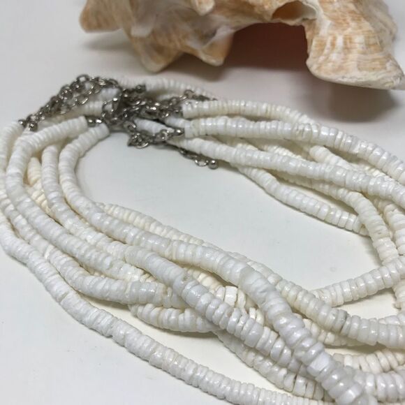 NWOT Lot of 8 Puka shell necklace - Picture 2 of 6
